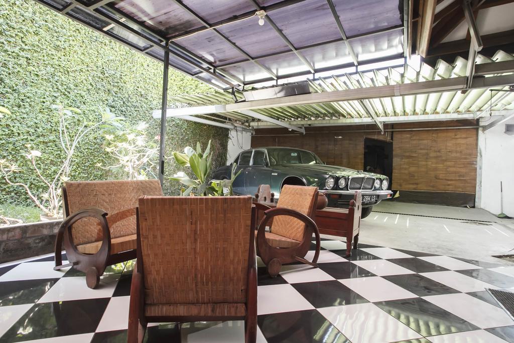 Hotel Reddoorz Near Juanda Airport T1 Brebek Exterior foto